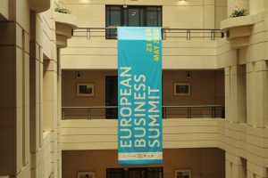 Basic Income debate (by YouthProAktiv)